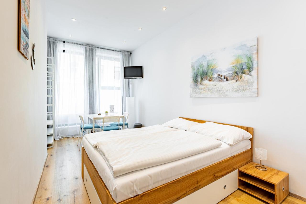 Budget Rooms West With Shared Kitchen Wiedeń Zewnętrze zdjęcie