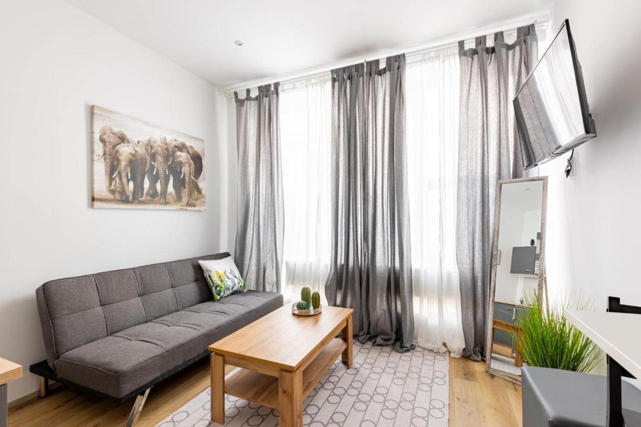 Budget Rooms West With Shared Kitchen Wiedeń Zewnętrze zdjęcie