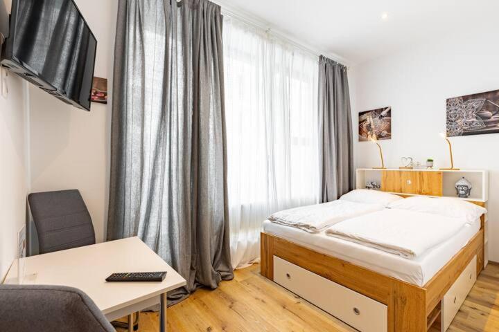 Budget Rooms West With Shared Kitchen Wiedeń Zewnętrze zdjęcie