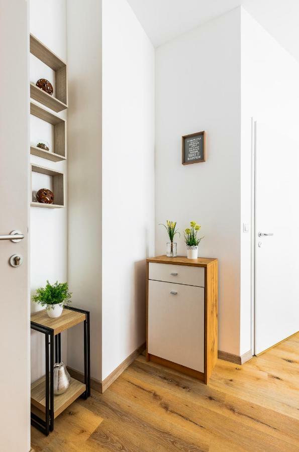 Budget Rooms West With Shared Kitchen Wiedeń Zewnętrze zdjęcie