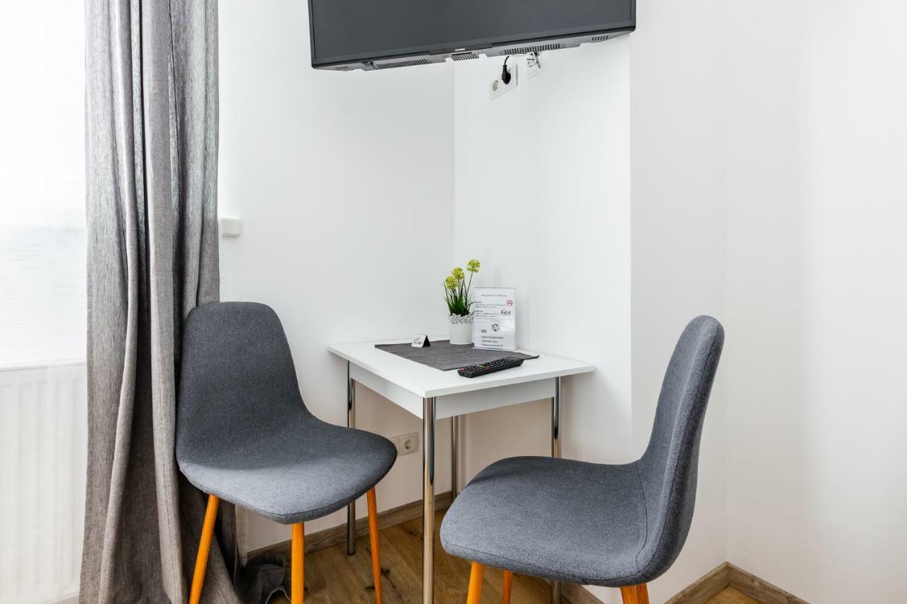Budget Rooms West With Shared Kitchen Wiedeń Zewnętrze zdjęcie