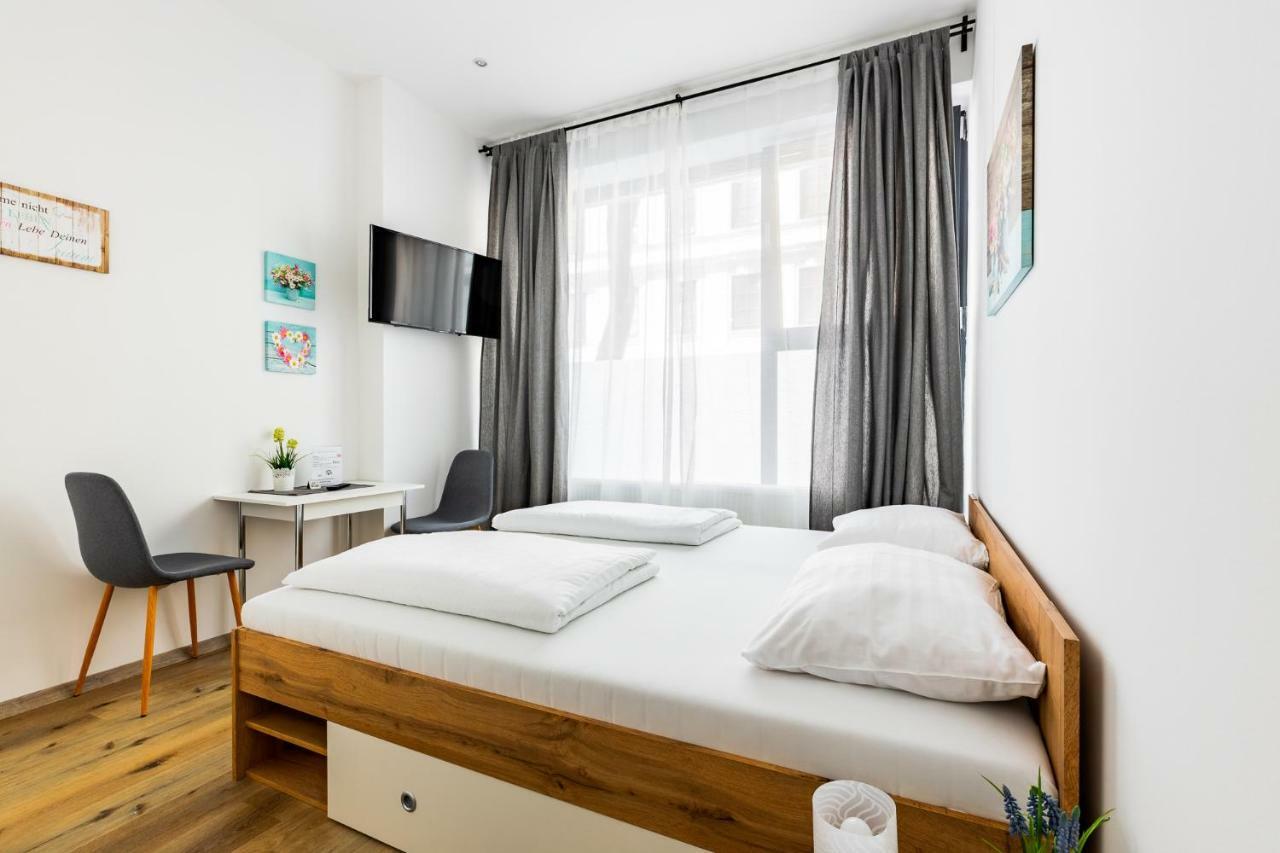 Budget Rooms West With Shared Kitchen Wiedeń Zewnętrze zdjęcie